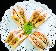 Tuna Sandwich