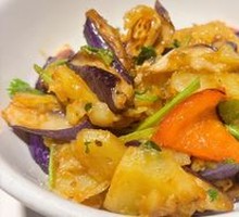 Grandmother's Potato and Eggplant Stir-fry