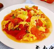 Tomato and Egg Stir-Fry