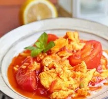 Tomato and Egg Stir-Fry