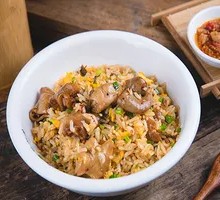 肥肠炒饭