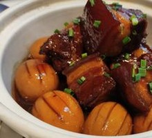 Stewed Pork with Eggs