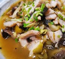 Snow Cabbage Black Fish Slices