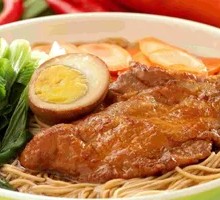 Braised Pork Cutlet Noodles with Dough Balls
