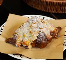 Almond Croissant
