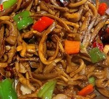 Spicy Dry Pot with Deer Antler Mushrooms