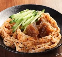 Spicy Beef Tendon Noodles