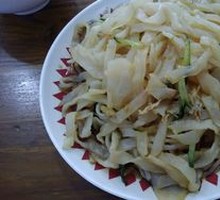 Qishan Rolled Noodles