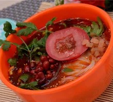 Tomato Vegetarian Noodles
