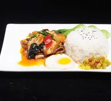 Spicy Pork Stir-fry Rice Bowl