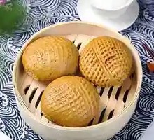 Flowing Yolk Walnut Bun