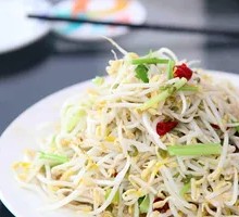 Stir-Fried Mung Bean Sprouts