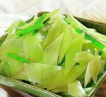 Stir-fried lettuce