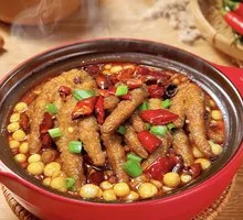 Braised Chicken Feet with Soybeans