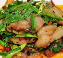 Garlic Shoot and Preserved Pork
