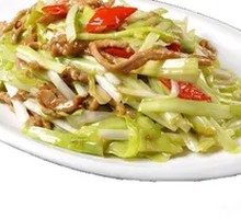 Stir-fried Pork Shreds with Leek and Tofu Skin