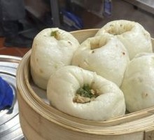 Longyou Scallion Steamed Bun
