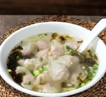 Pork Dumplings with Soil Pork