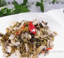 Fried Tofu and Pork Noodles