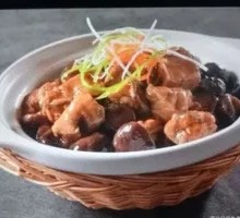 Small Flower Mushroom Stewed Chicken