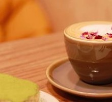 Lychee Rose Latte