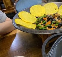 Stir-Fried Pork with Corn Cake
