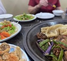 Stewed Goose in Iron Pot