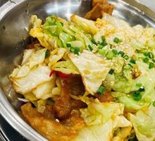 Spicy Pot-Braised Cabbage