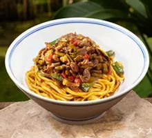 Sour Spicy Chicken Offal Noodles