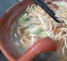 Braised Pork Chop Noodles
