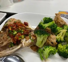 Stir-Fried Beef with Broccoli