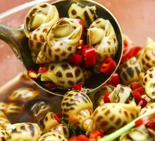 Spicy Wuhua Shellfish