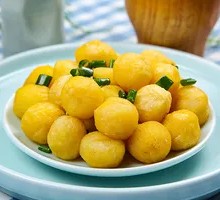 Scallion Fragrant Small Potatoes