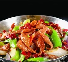 Spicy Pork Intestines in Dry Pot