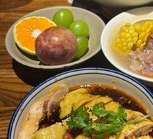 Spicy Chicken with Dipping Sauce
