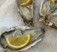 Fresh Oyster Sashimi