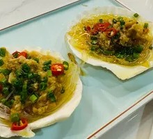 Steamed Fresh Scallop with Garlic and Vermicelli