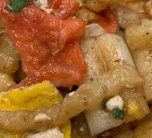 Pork Tenderloin Stir-Fried with Rice Noodles and Potato