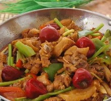Special Beer Duck Wooden Bucket Rice