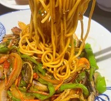 River Shrimp and Eel Noodles
