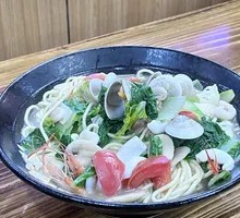 Seafood Noodles
