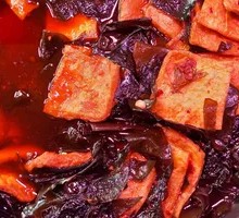 Fried Tofu Stewed with Kelp
