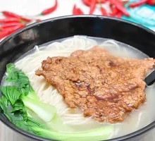 Braised Pork Chop Noodles