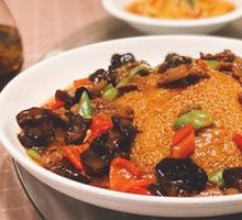 Fried Rice Noodles with Beef