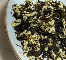 Egg Stir-fried with Lichen