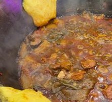 Stewed Chicken and Pork Ribs in Iron Pot