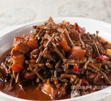 Braised Pork with Dried Beans