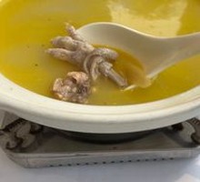 Signature Pig's Trotter and Chicken Soup