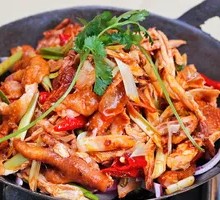 Spicy Pot-Steamed Chicken