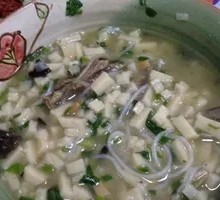 Lamb Soup with Flatbread